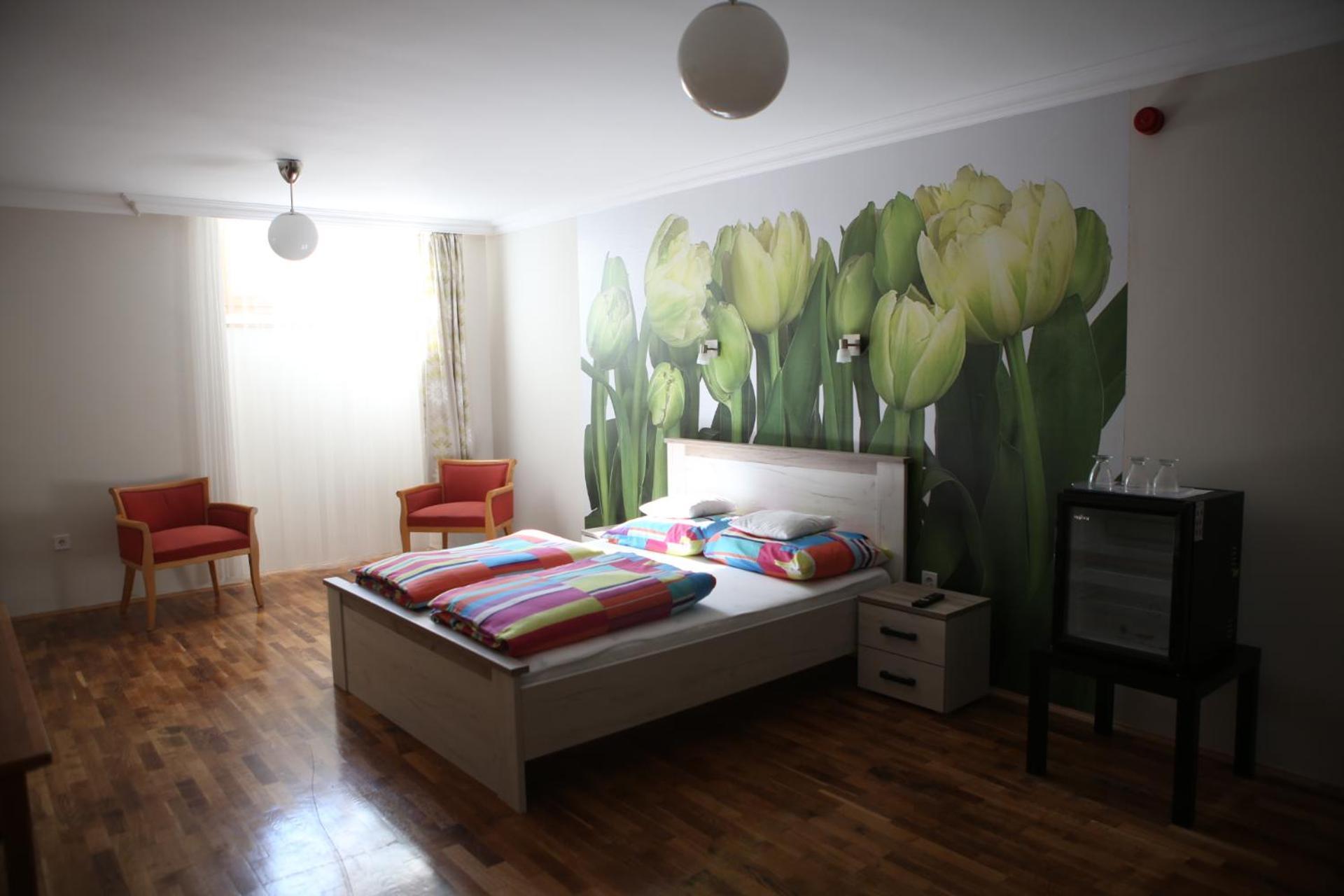 Bed and Breakfast V8-Kelemen Panzió Makó Exterior foto